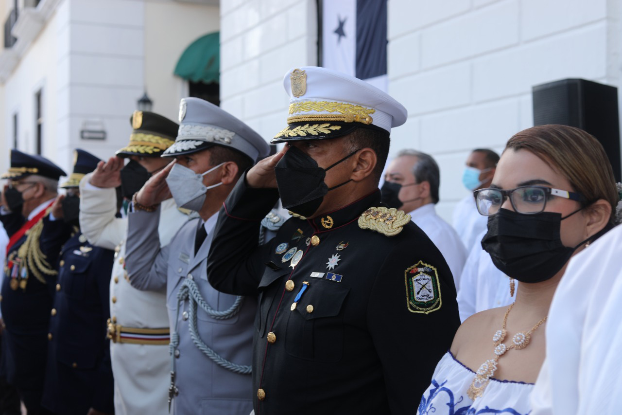 Guardia De Honor Escolt Al Excelent Simo Presidente De La Rep Blica